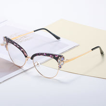 Load image into Gallery viewer, Diamond Decy Glasses
