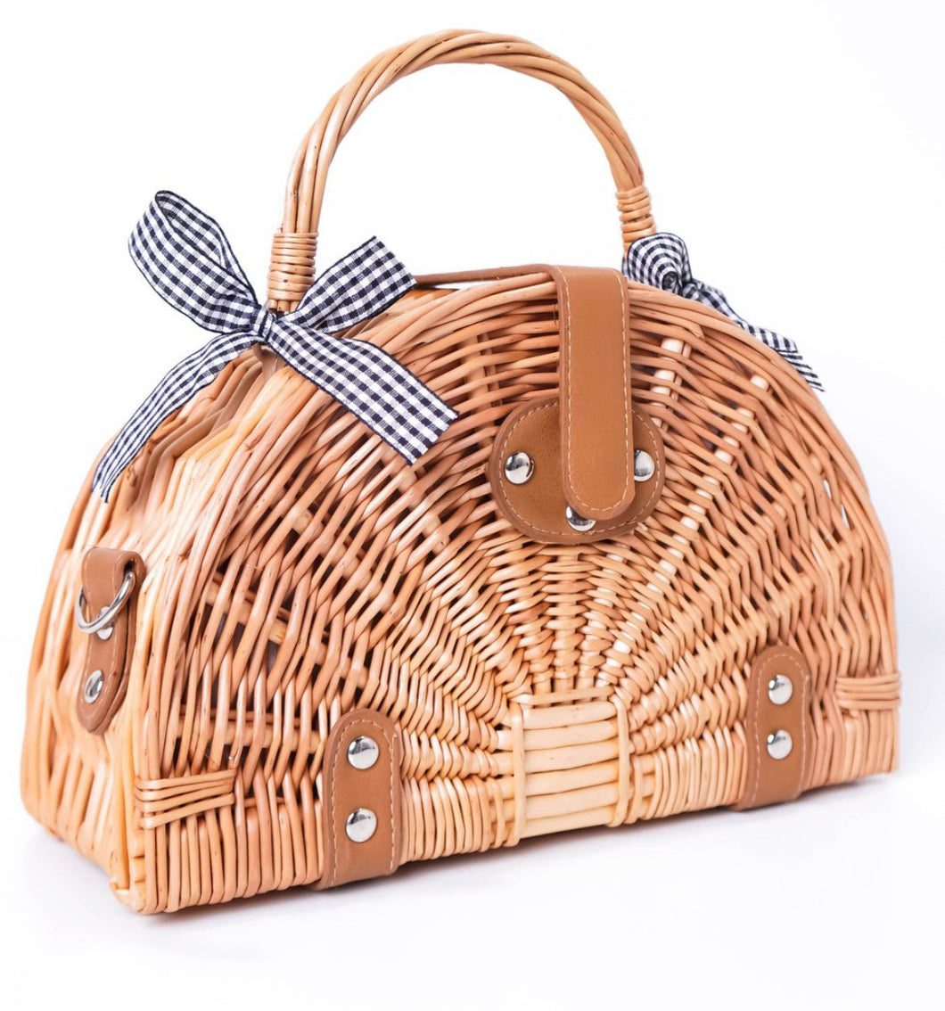 Wicker rounded bag