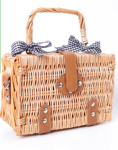 Wicker rectangle bag